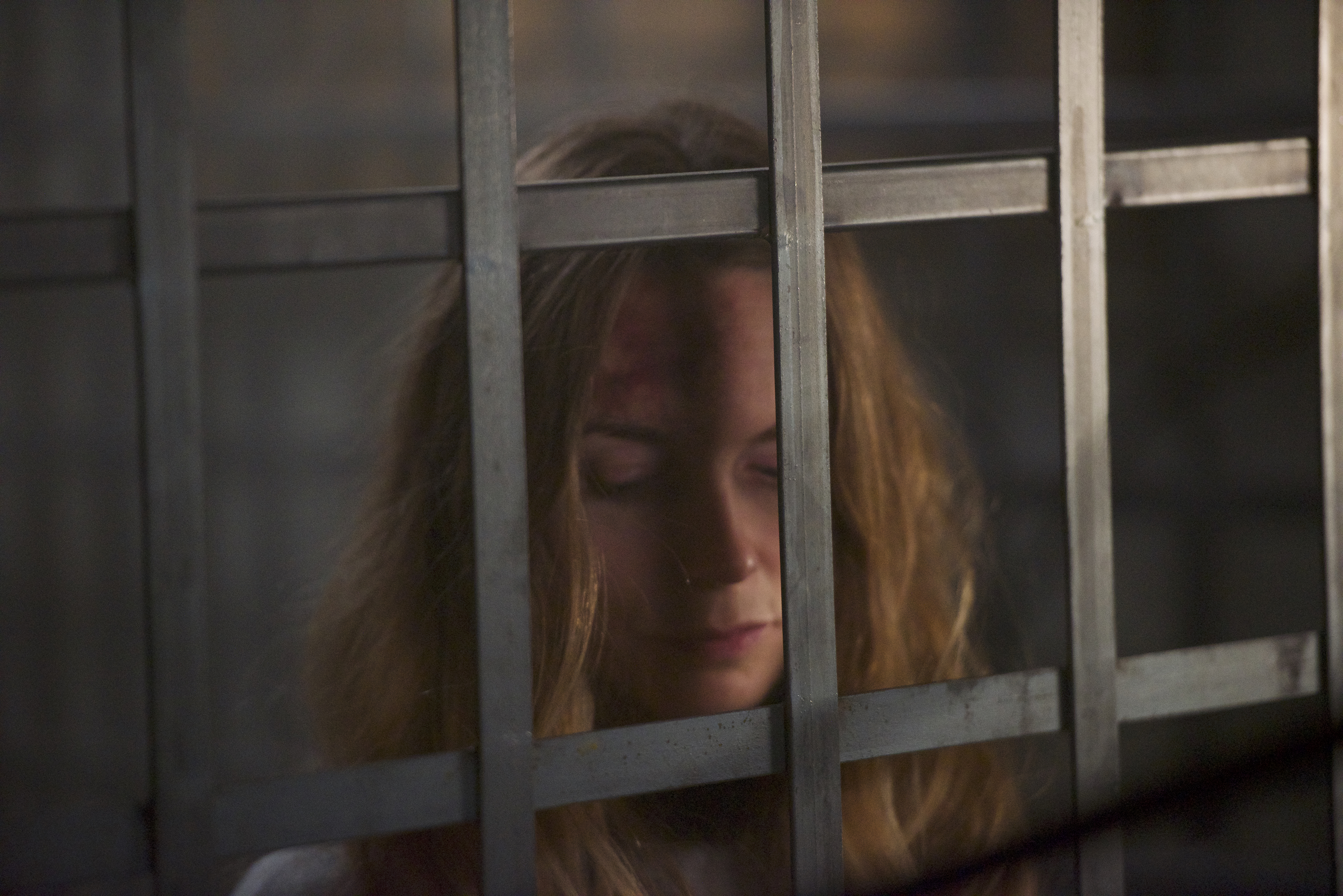 Керри Кондон – фото