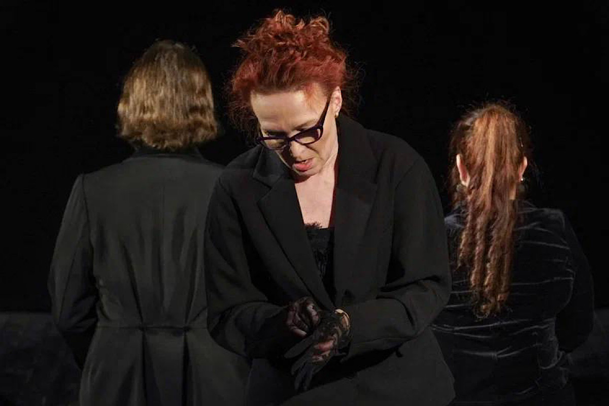 Се ля ви – афиша