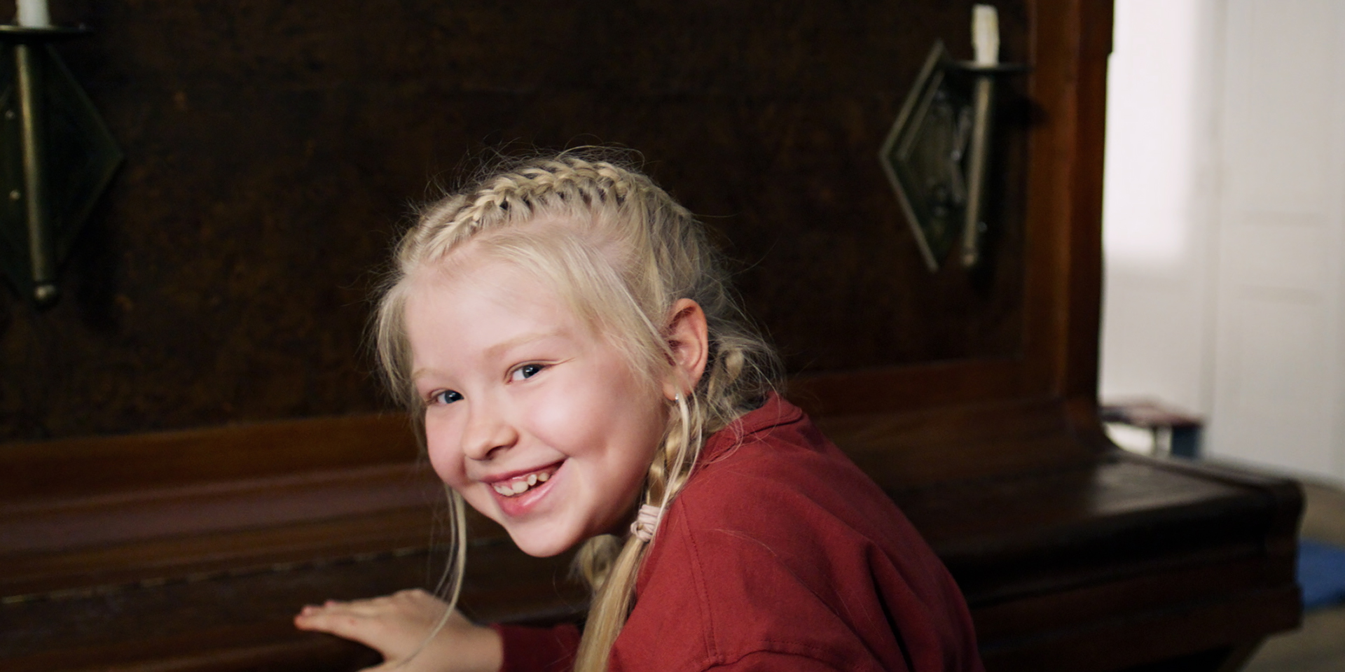Девочка Нина и похитители пианино – афиша