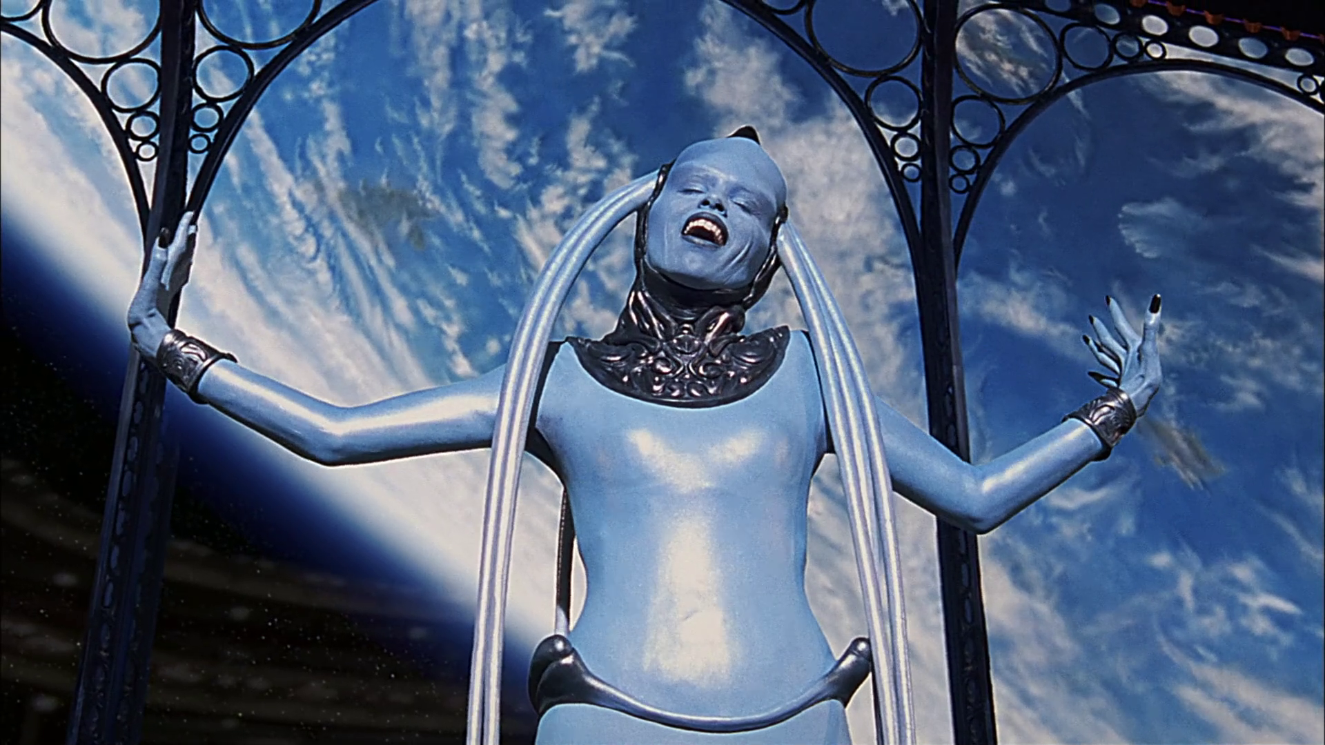 Пятый элемент – афиша