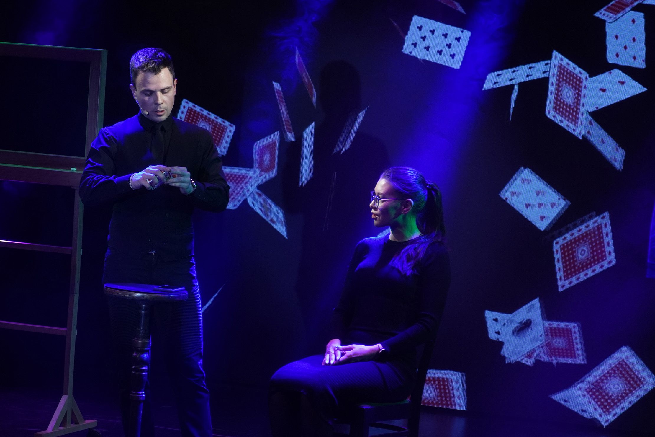 Вопрос. Иллюзионный спектакль Александра Магу – афиша