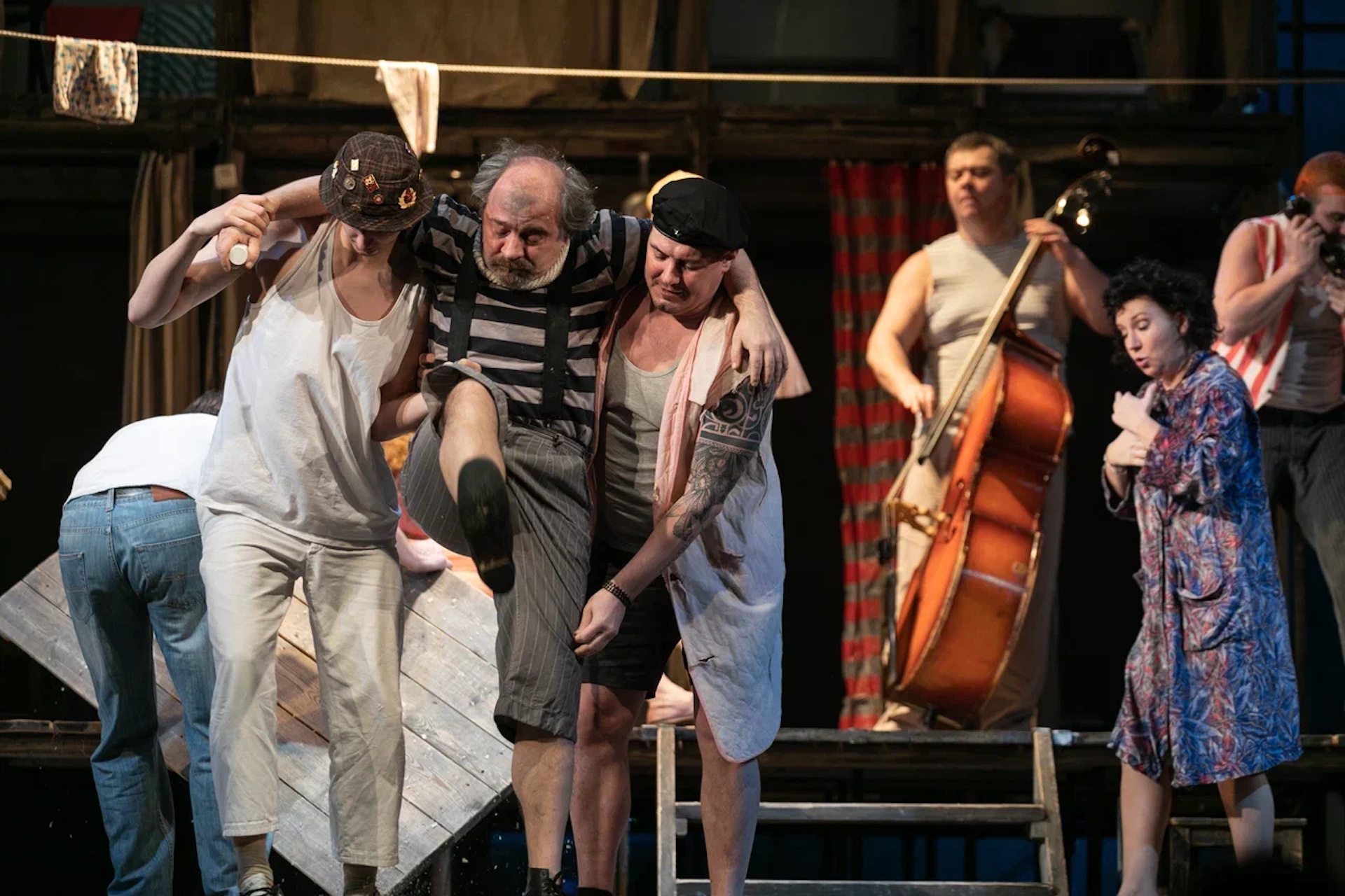 Мыльные ангелы – афиша