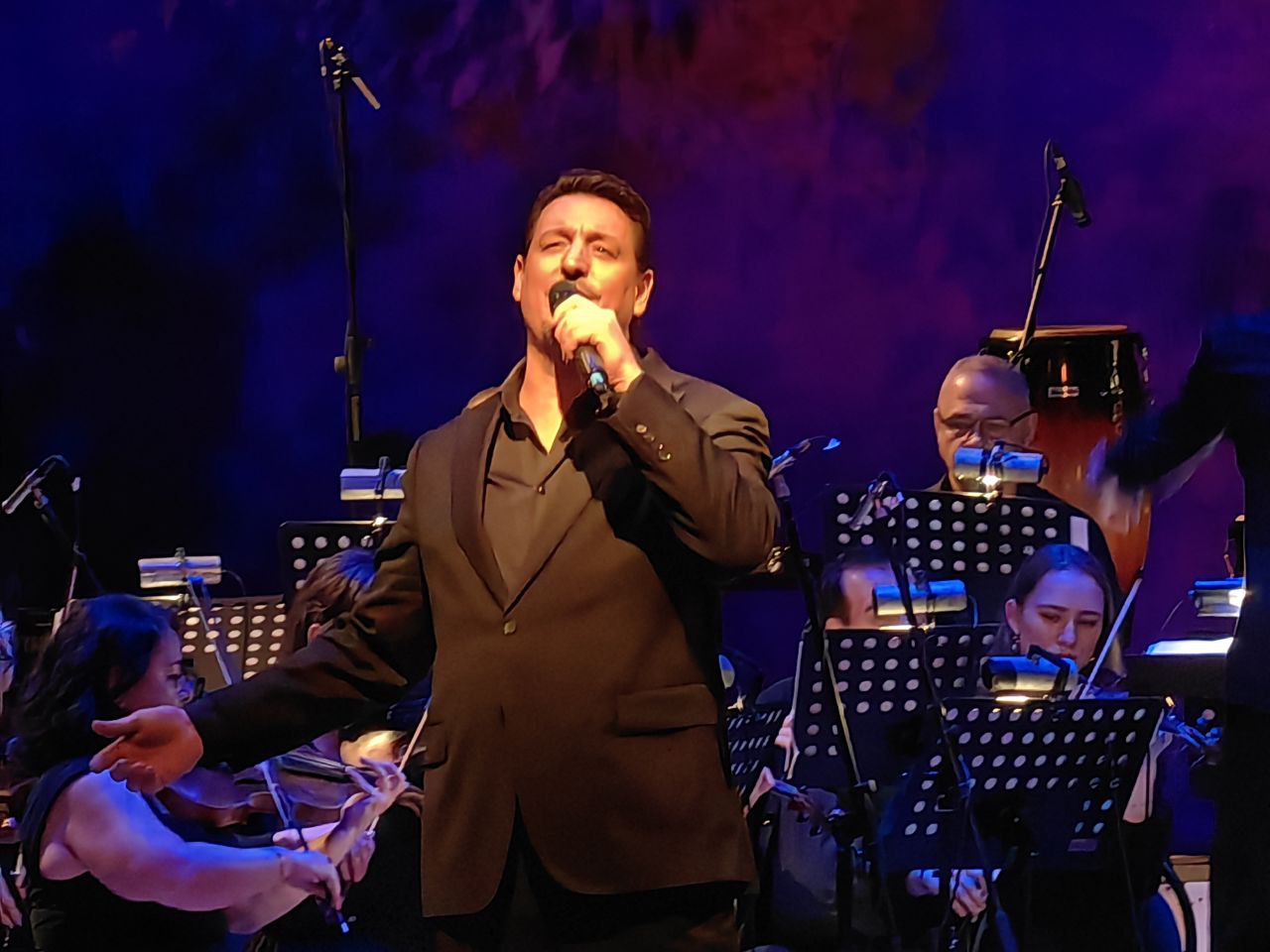 Душа Latino. Карлос Д'Онофрио – афиша