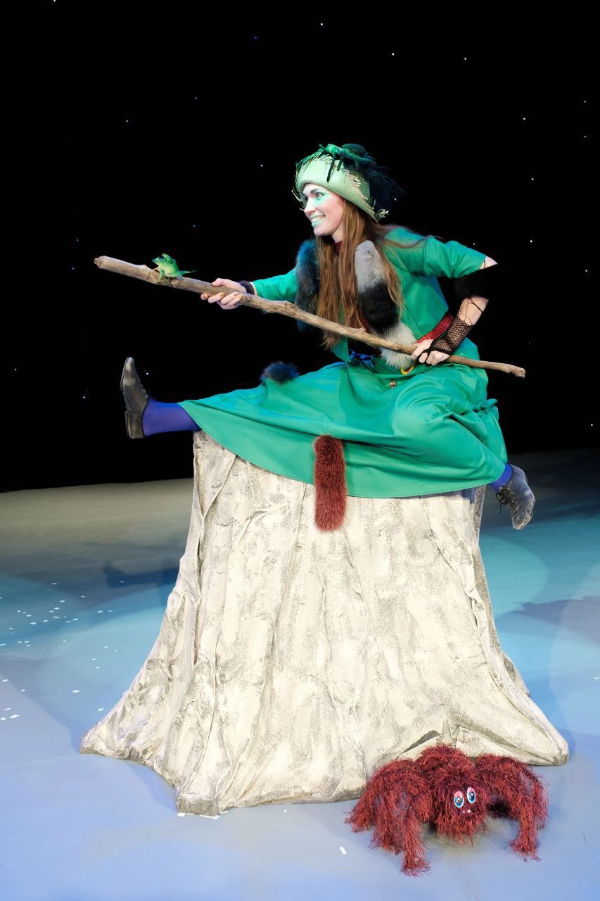 Маленькая ведьмочка – афиша