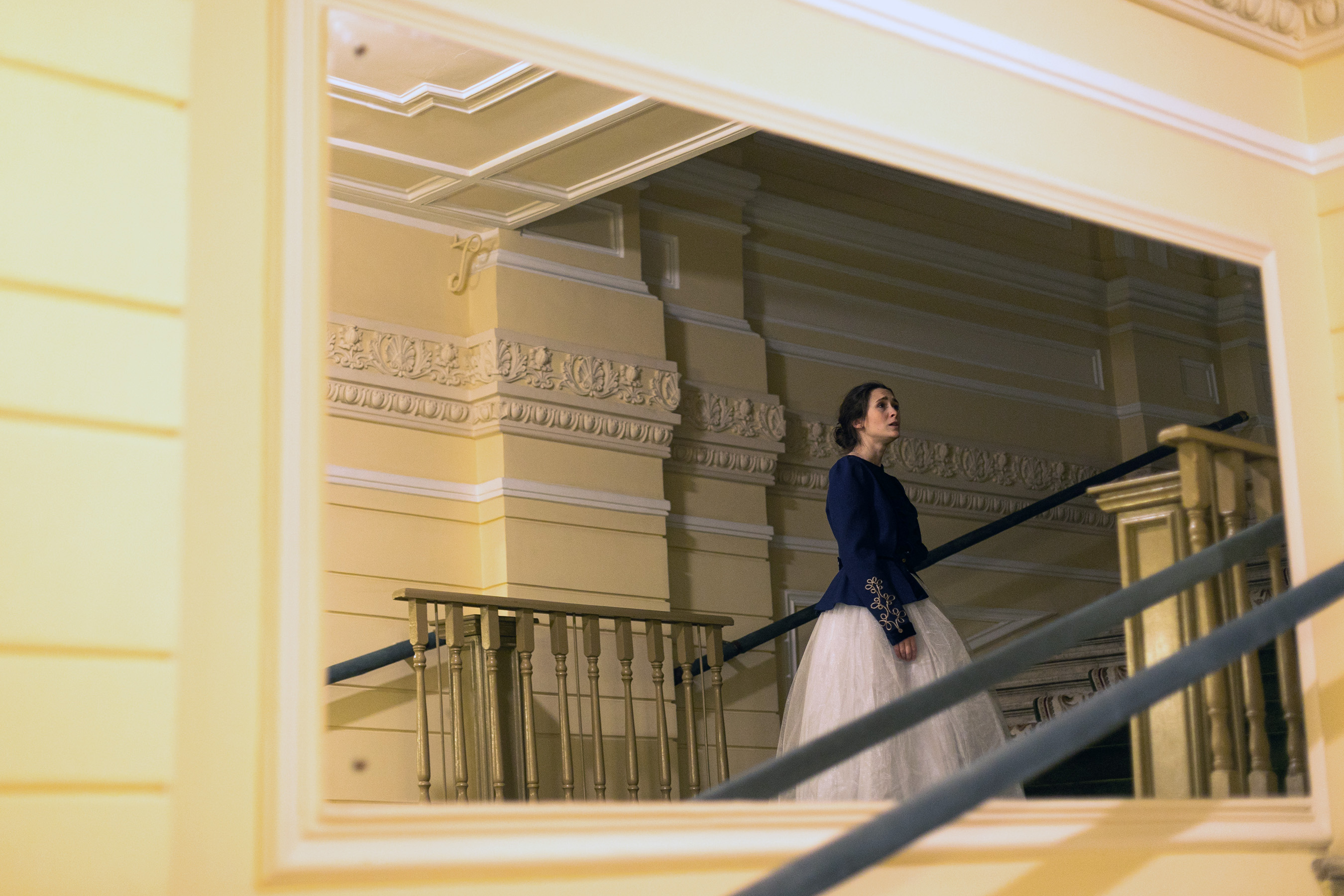 Лес. Актриса – афиша