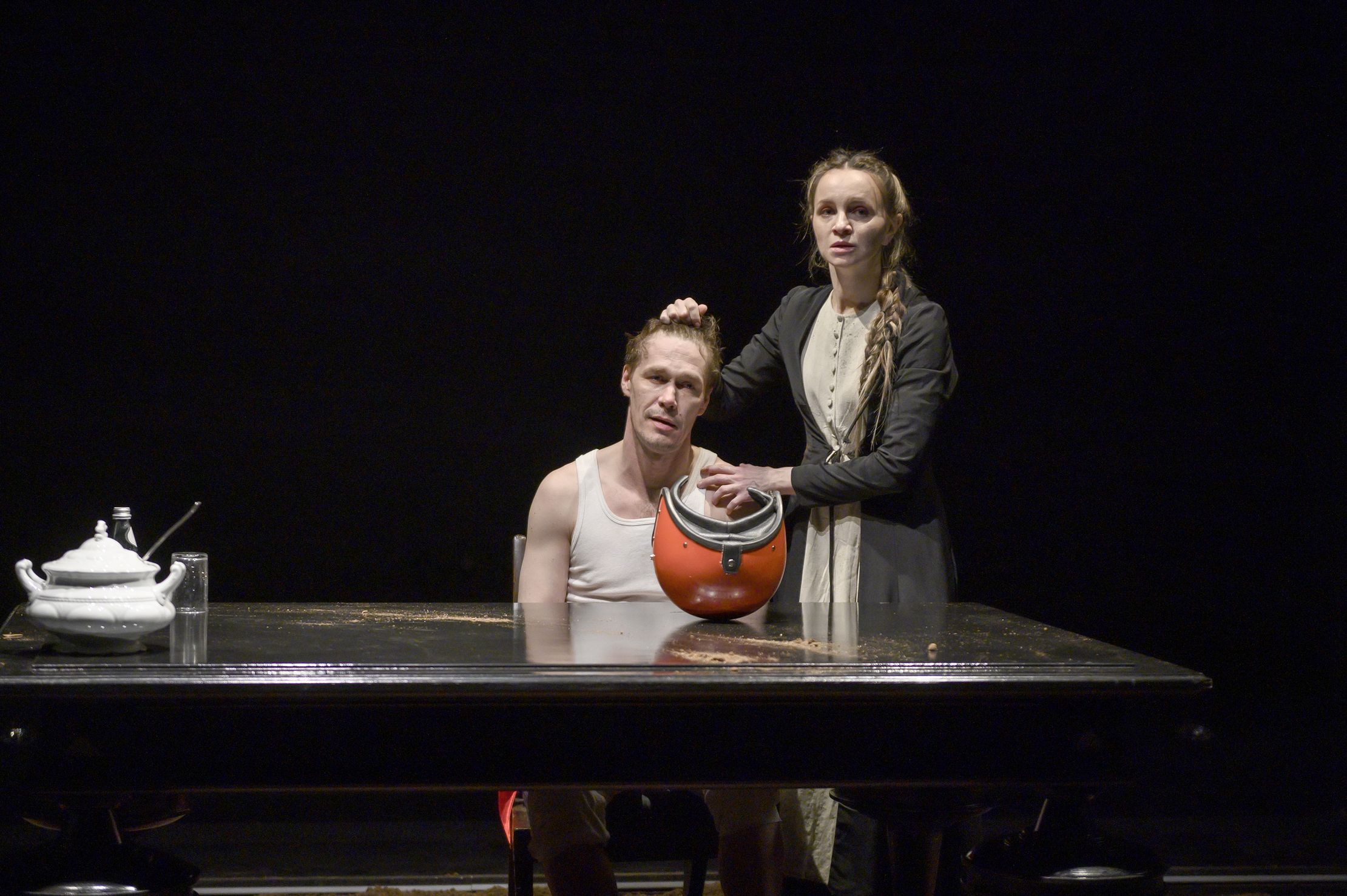 Чрево – афиша