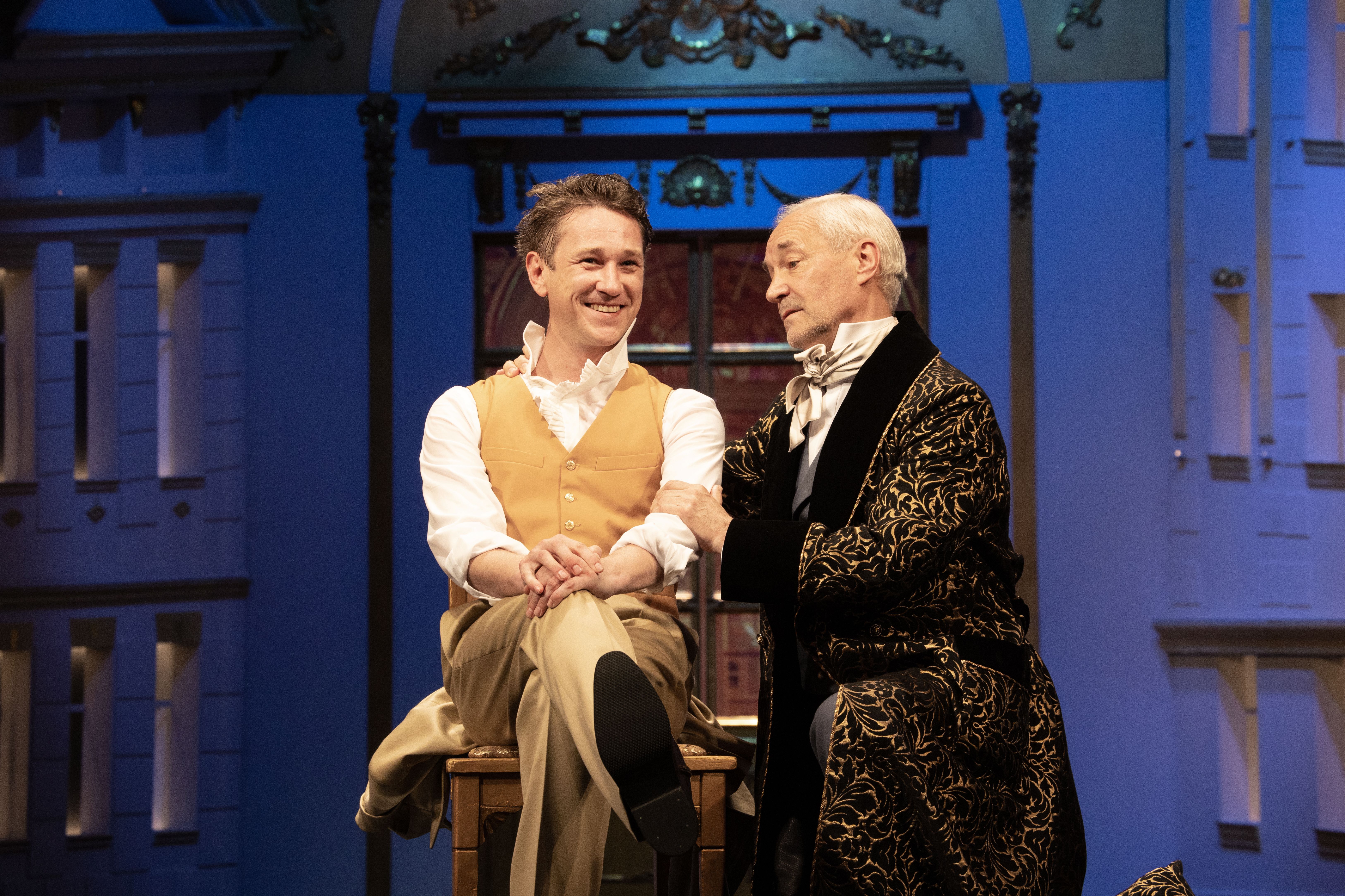 Доходное место – афиша