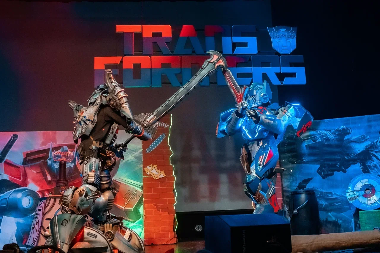 Автоботы на каникулах – афиша