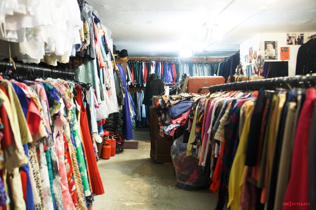 Москва улица шаболовка 25 корп 1 фрик фрак. Москва улица шаболовка 25 корп 1 фрик фрак. Фрик фрак ул шаболовка 25 корп 1. Магазин фрик фрак в москве. Винтажная одежда магазин.
