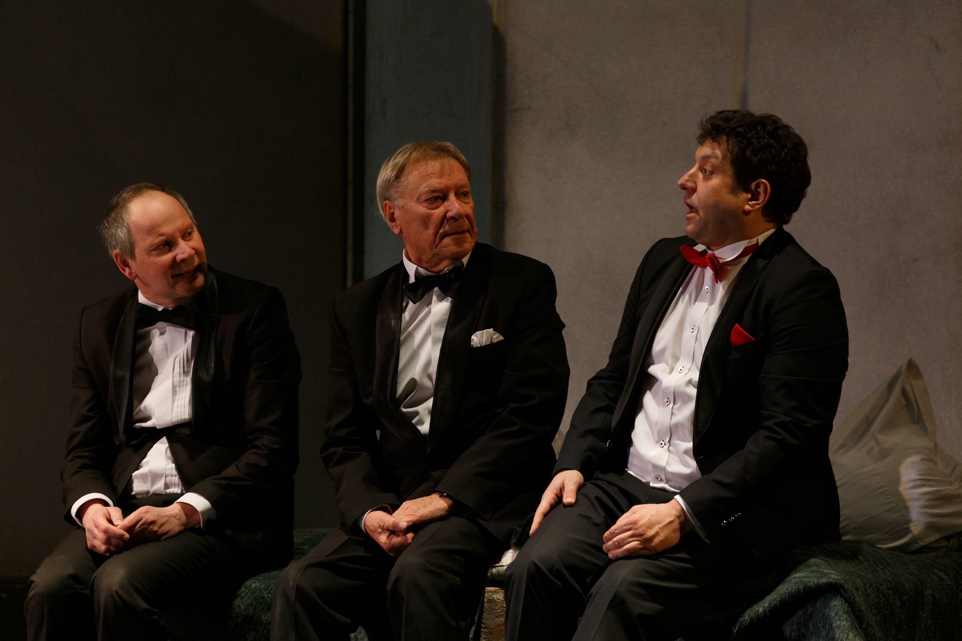 Вредные привычки – афиша