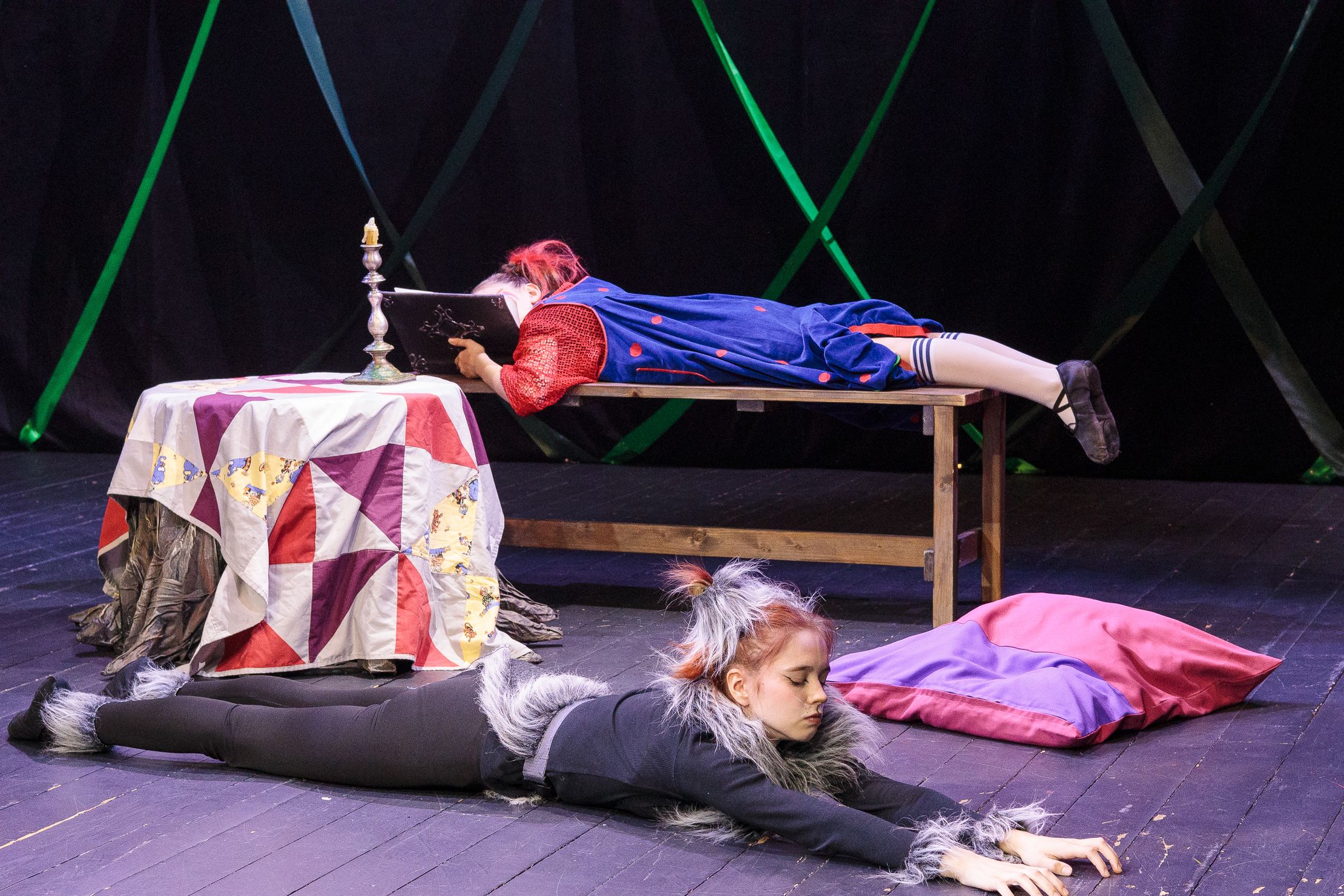 Приключения под Луной – афиша