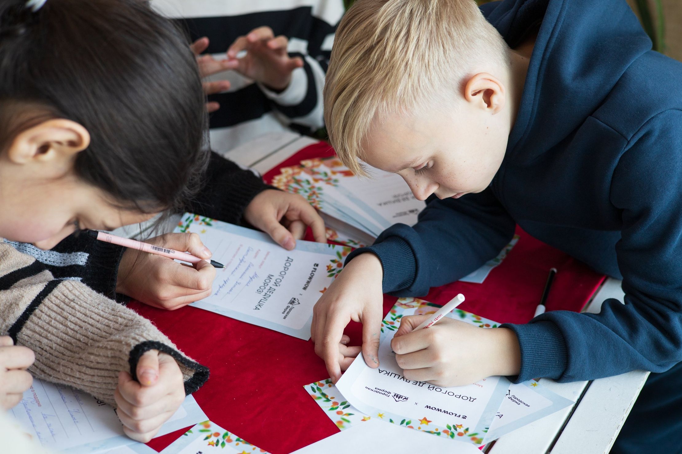 Волшебные звери Деда Мороза в Резиденции Деда Мороза на Городской Ферме ВДНХ – афиша