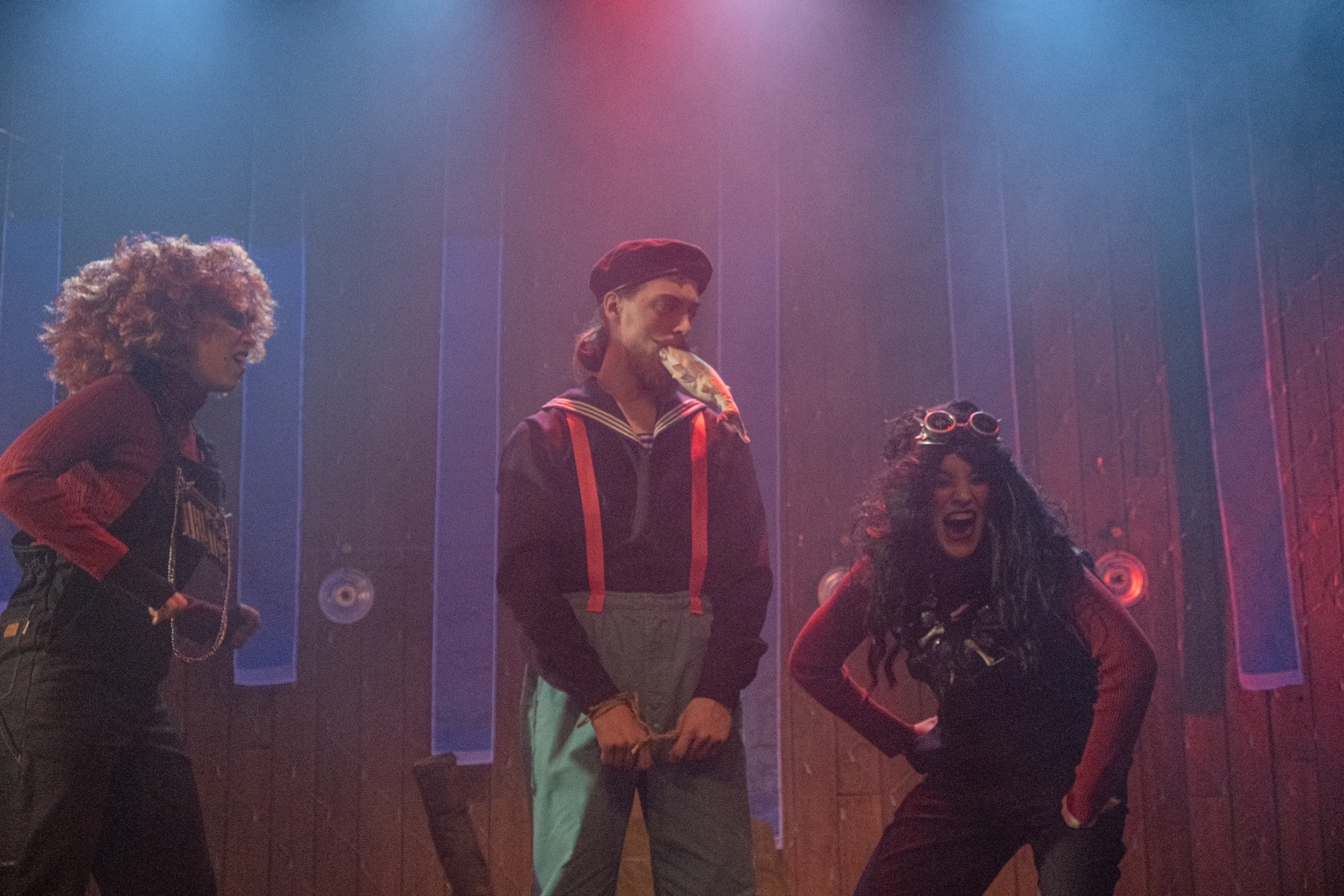 Летучий корабль – афиша