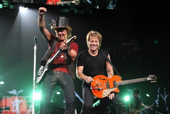 Bon Jovi — The Circle Tour – афиша