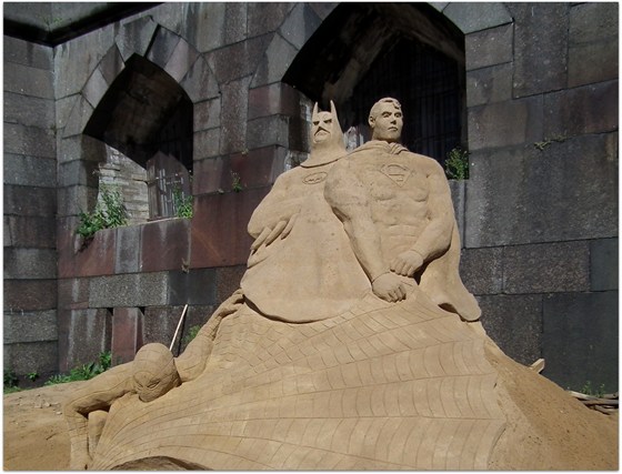 XI Фестиваль песчаных скульптур «Мульт-остров» – афиша