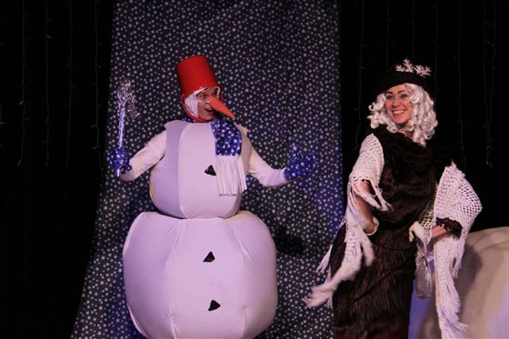 Новогодние приключения снеговика – афиша