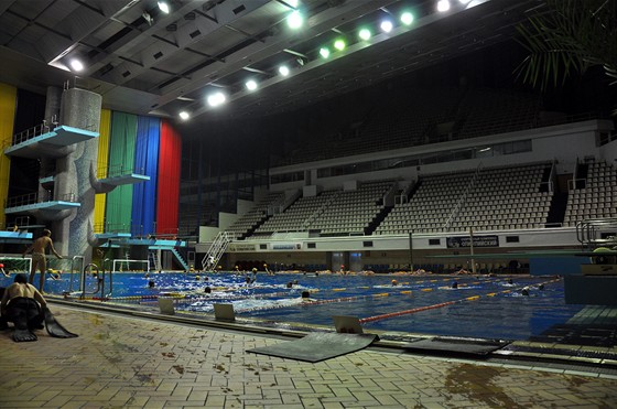 Бассейн спорткомплекса «Олимпийский» – афиша