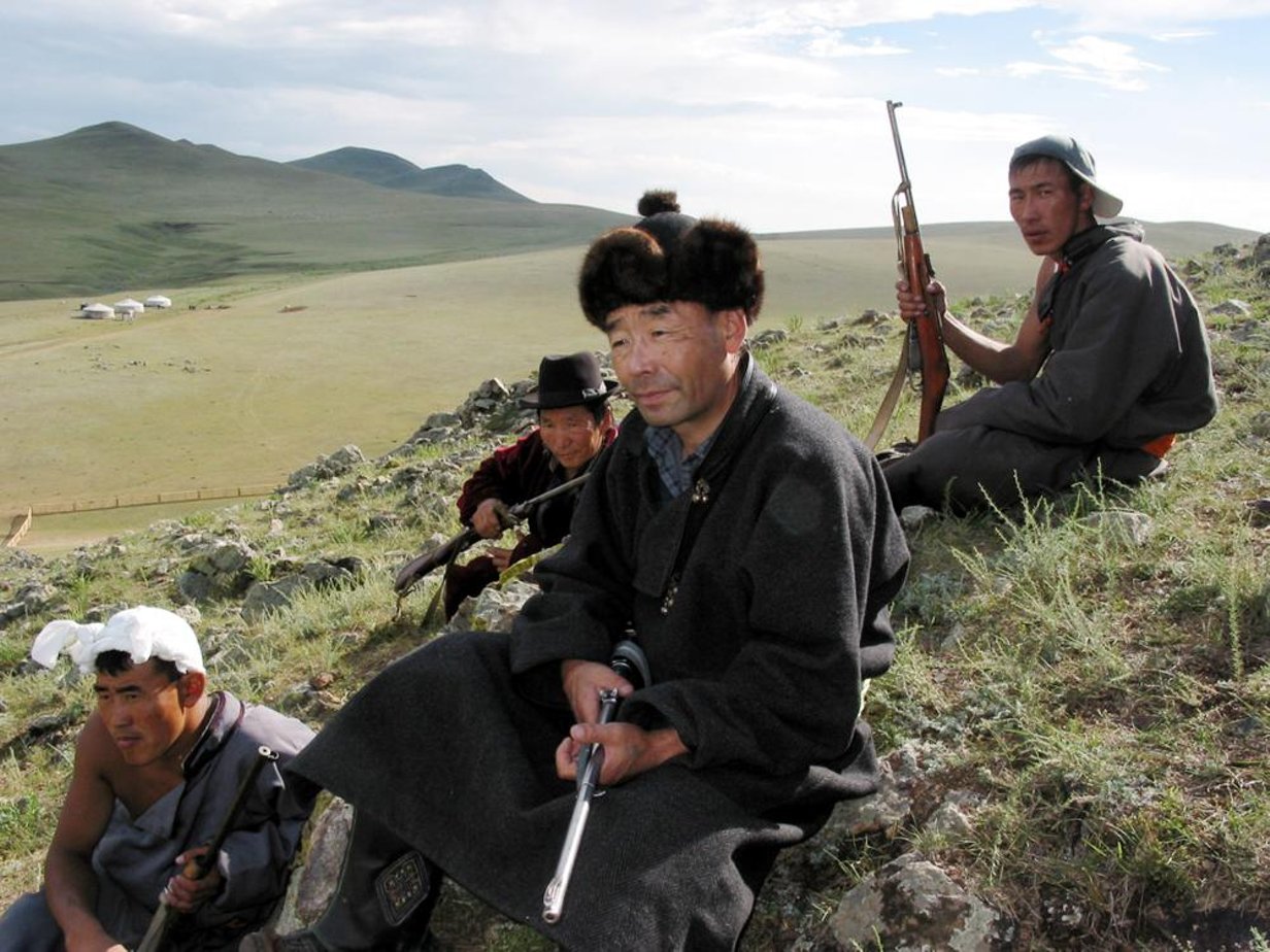 К югу от облаков – афиша