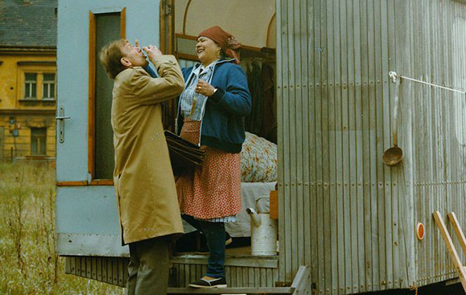 Все должны быть в пижамах – афиша